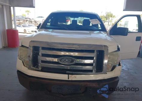 2013 Ford F-150 Stx z USA, uszkodzony, nr VIN 1FTMF1CM4DKE41192
